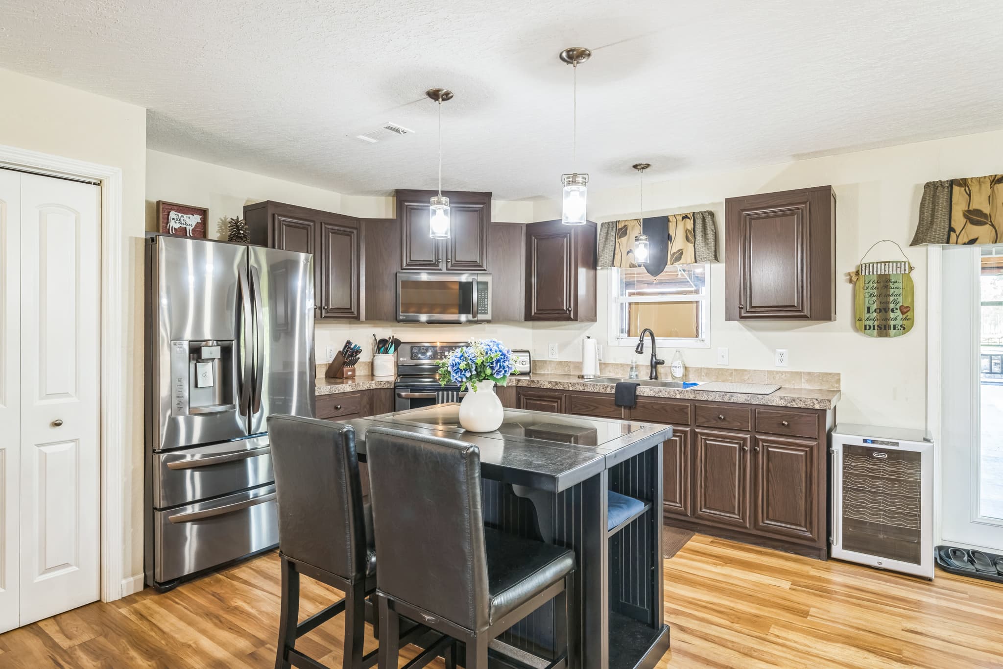 48 5330 Hwy 630 E Frostproof FL 33843 USA-Kitchen-DSC05909