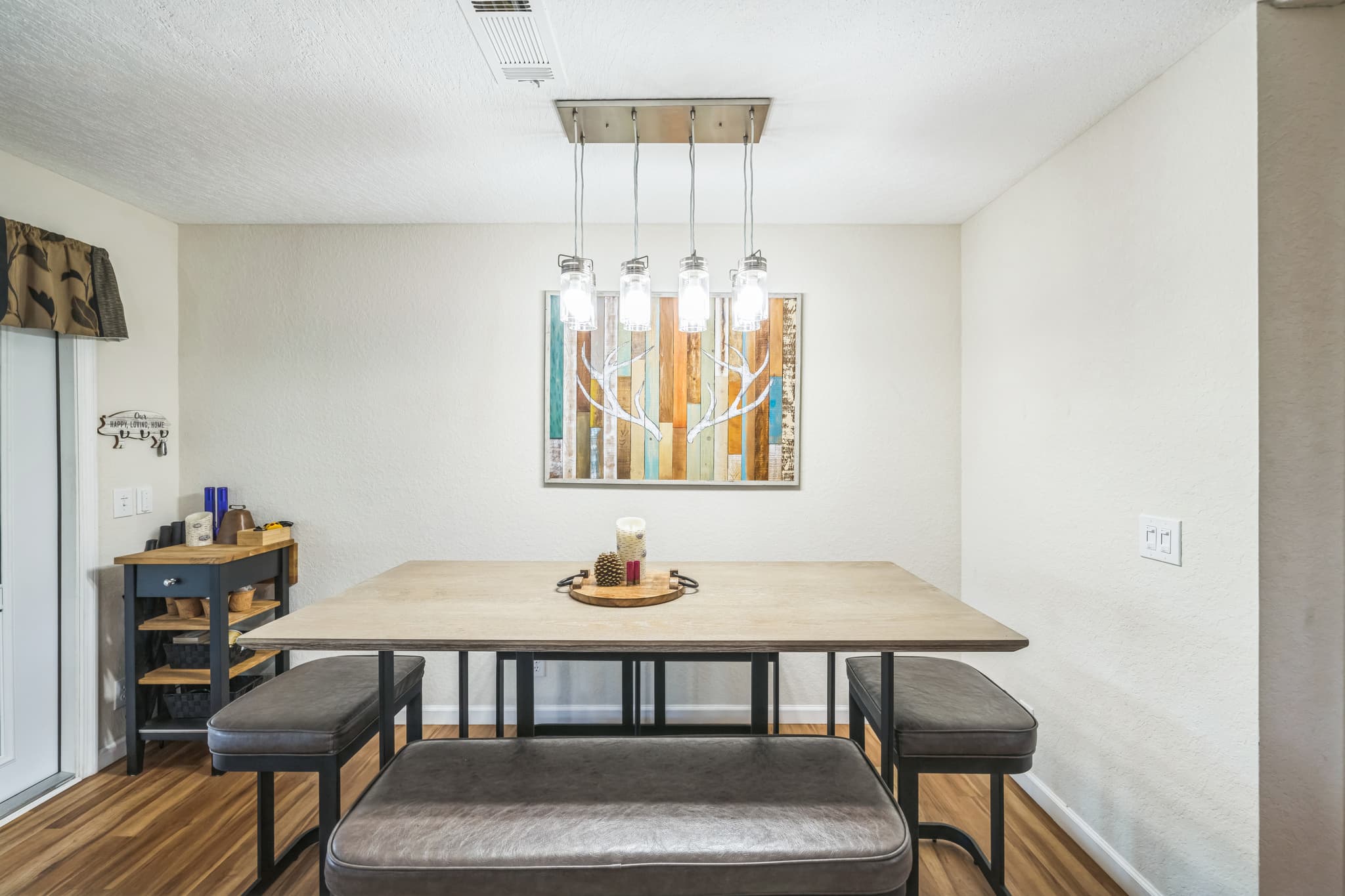 52 5330 Hwy 630 E Frostproof FL 33843 USA-Dining room-DSC05899